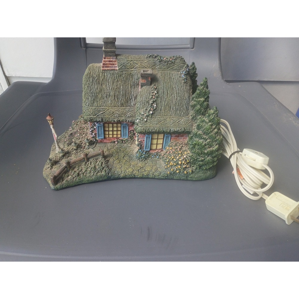 Thomas Kinkade Hawthorn Village 8--Piece Set 00-01 Read For All Items All Work